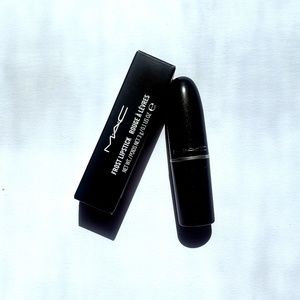MAC Cosmetics Makeup - MAC Frost Lipstick CB 96 MAC Cosmetics Makeup - MAC Frost Lipstick CB 96